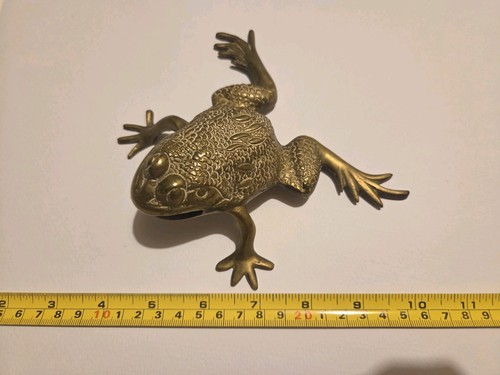 Vintage brass frog toad - or,
