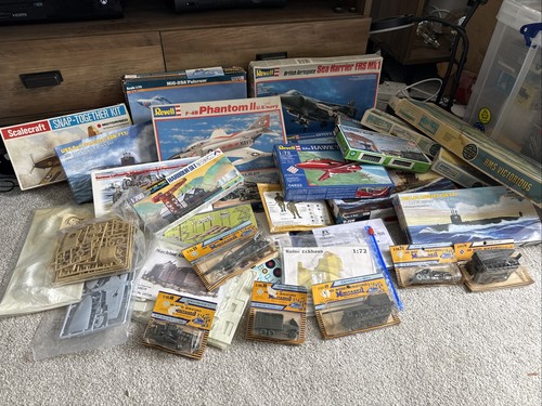 Huge joblot military - huge, model
