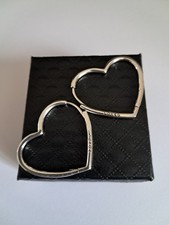 Lovely PANDORA Asymmetrical