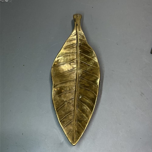 Reynolds tobacco leaf brass - tobacco,