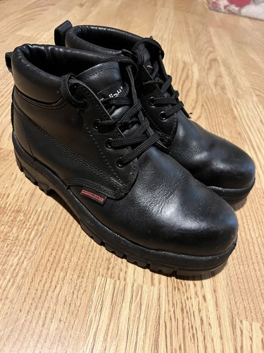 Goliath safety boots size 7 - boots,