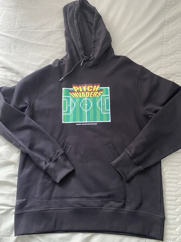 Peaceful hooligan football - hooligan,