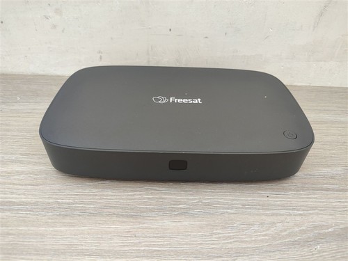 Freesat uhd 500 - freesat, box