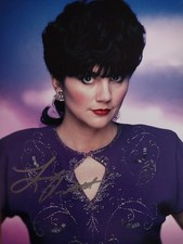 Linda Ronstadt Signed 8x10