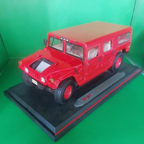 Maisto large hummer - red, 1:18