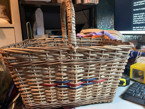 Vintage style crafted wicker - style,