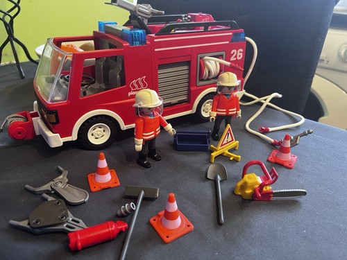 Playmobil 3880 fire truck - playmobil,