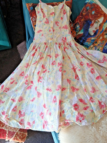 Vintage 1980s laura ashley - laura,