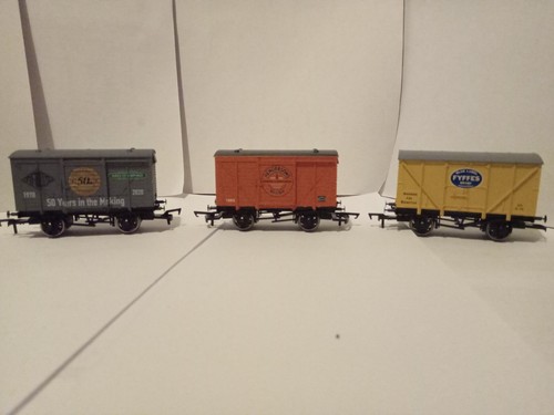 Dapol vans - dapol,
