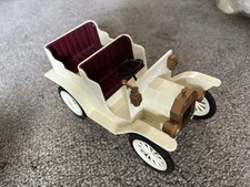 Sylvanain Families Wedding Car