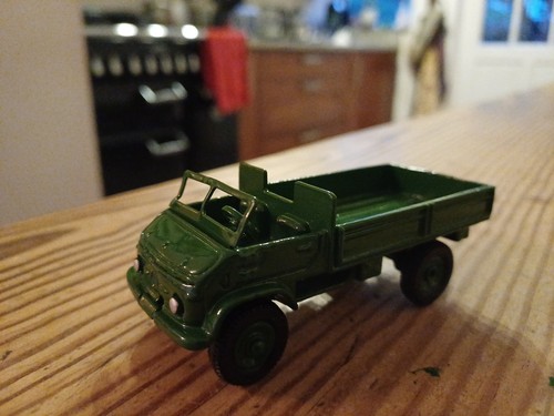 French dinky 821 mercedes - french, mercedes-benz