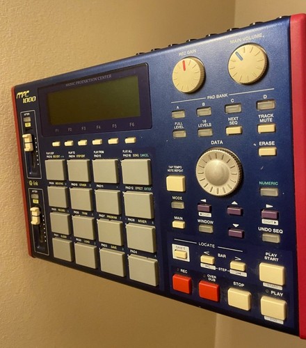 Akai professional mpc1000 - professional,