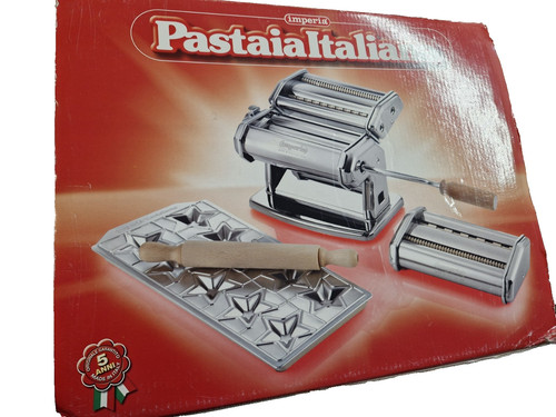 Imperia pastaia italiana - imperia, pasta