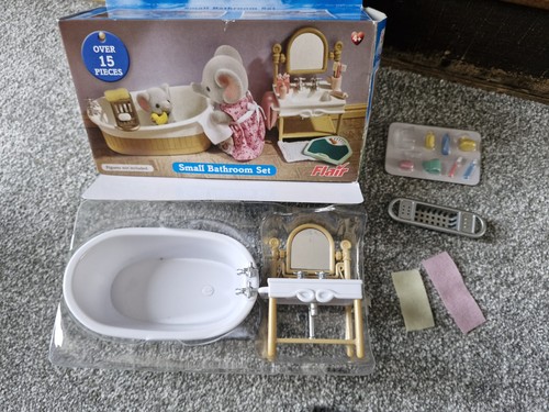Sylvanian families flair - families,