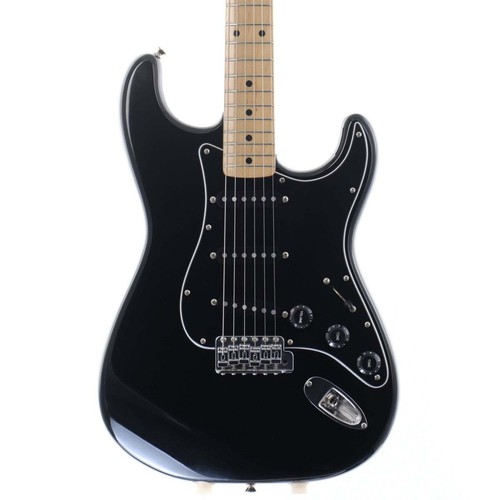 Fender japan st72 serial - japan,
