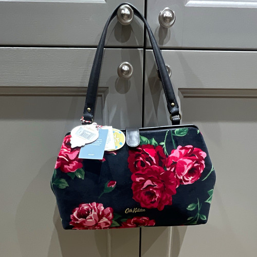Cath kidston navy floral - cath,