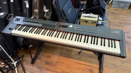 Roland 2000 stage piano - rd-2000,