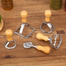 5x Pastry Ravioli Stamp Maker Cutter Mold Pasta Press with Wooden Handle UK