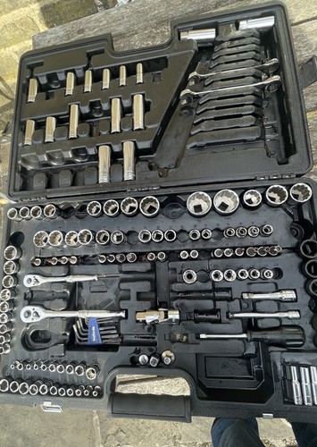 Halfords advanced socket and - halfords,