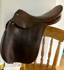 Brown 17" GP / Working Hunter saddle from Sussex Saddlery
