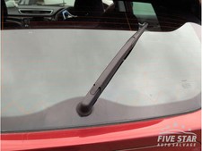 Nissan Qashqai Rear Window