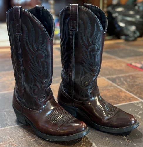 Laredo mccomb trucker - laredo,
