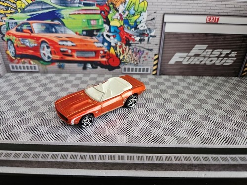 Vintage hot wheels camaro - hot, '69