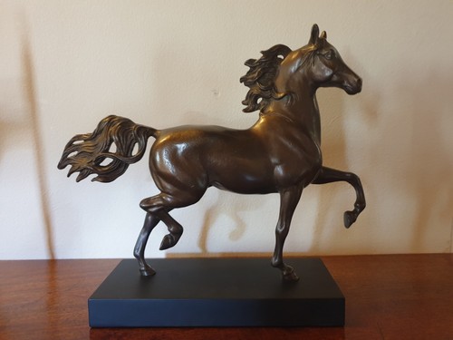 Believed bronze horse - to,