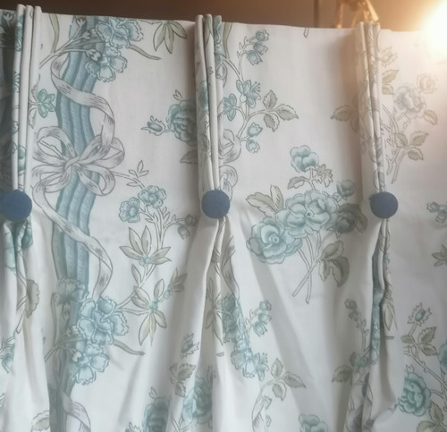 Laura ashley vanity fair - laura,