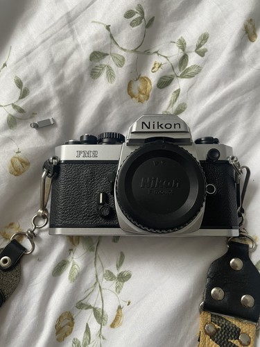 Nikon fm2 silver body - nikon,