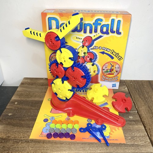 Downfall game hasbro 2009 - game,