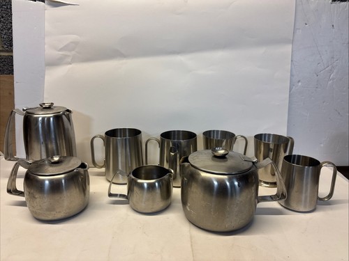 Metalware lot old hall - lot,