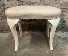 VINTAGE KIDNEY SHAPED DRESSING