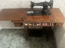 Singer Vintage Sewing Machine