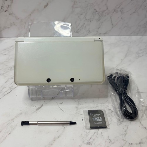 Nintendo 3ds console white set - white,