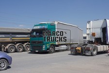 Truck Photo Volvo FH16 Tarpaulin Semi Truck Kyrgyzstan Teal GLOBETROTTER #w2jm