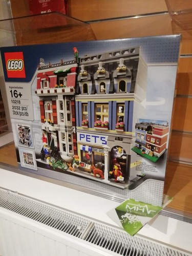 Lego modular house - lego,