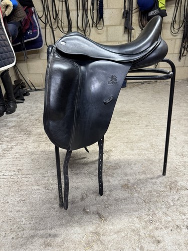 Fairfax classic dressage - fairfax,