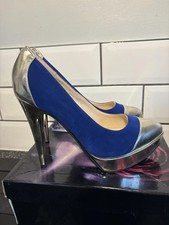 New in box womens size 7 blue