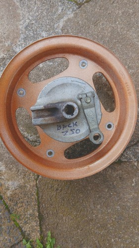 Honda z50r rear hub complete - honda,