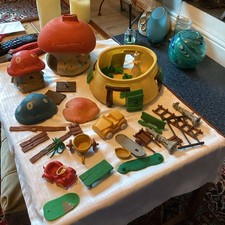 Smurf Mushroom Houses Peyo