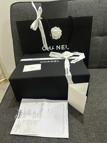 Chanel medium magnetic box - chanel, and
