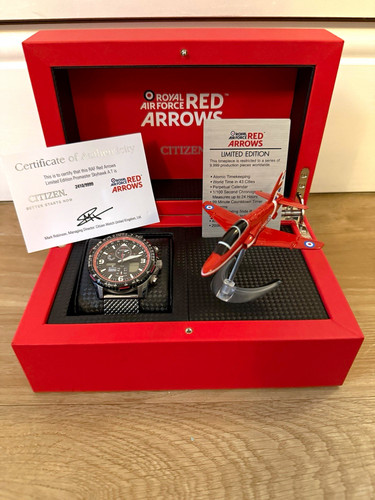 Citizen red arrows - citizen,