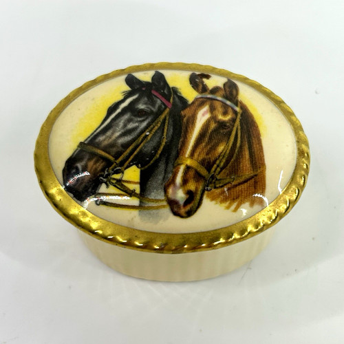 Aynsley bone china - bone, lidded
