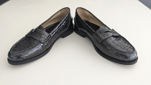 Russell bromley patent - &,