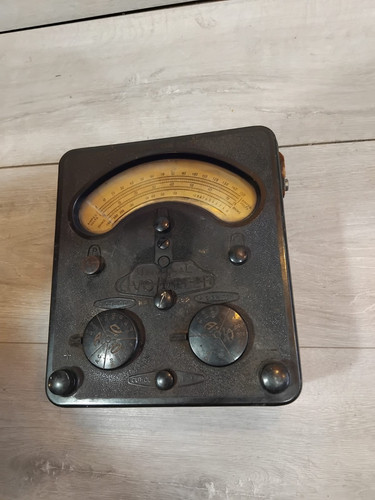 Vintage universal avometer - vintage,