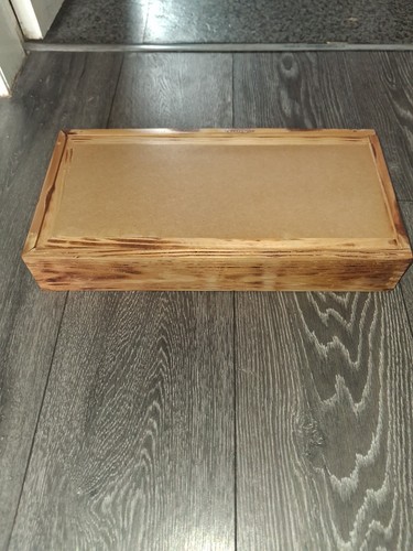 Wooden box with slide - , lid