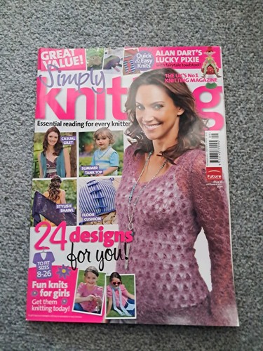 Simply knitting issue - issue, 84