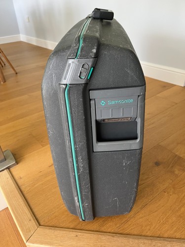Samsonite hard shell suitcase - samsonite,