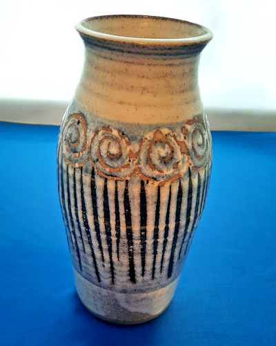 Vintage stoneware jar - stoneware, in